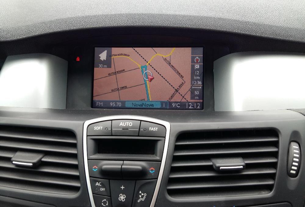 Диск за навигация Renault Opel PEUGEOT CITROEN рено опел пежо ситроен