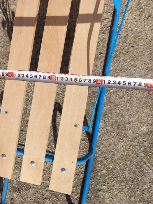 Продавам чисто нова шейна