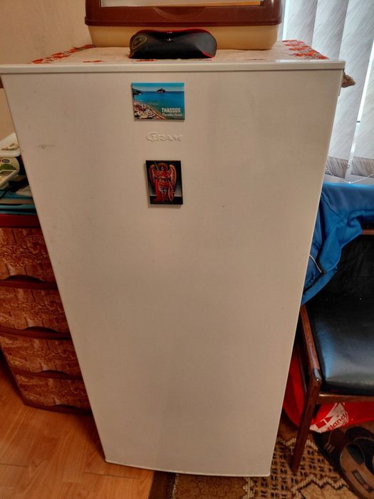 Продавам Хладилник