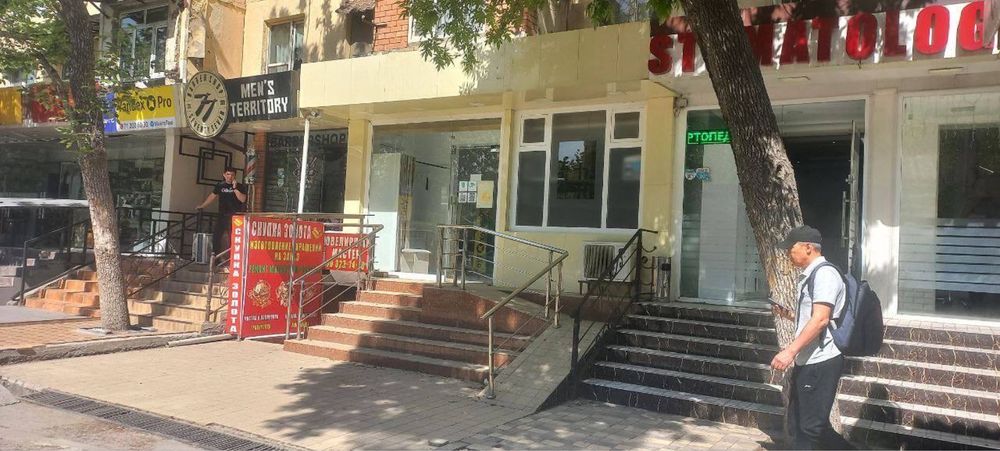 Кадышева нежилое помещение 44кв.м первая линия с арендатором срочно