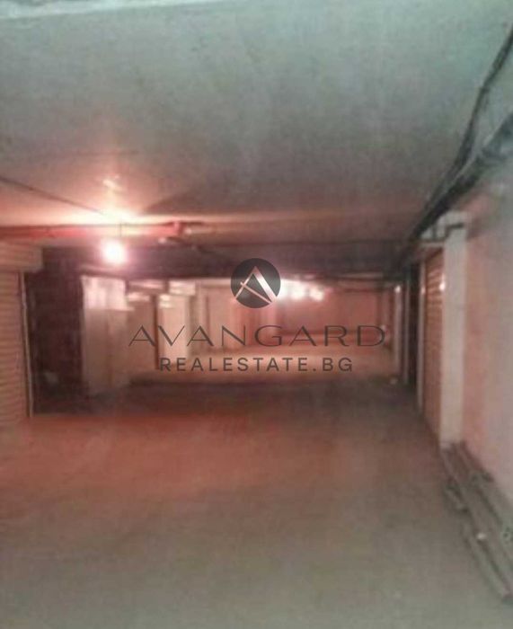 Продава се Гараж / Паркомясто в Пловдив, Кючук Париж - 24 кв.м за 1063 €/кв.м - Снимка #1