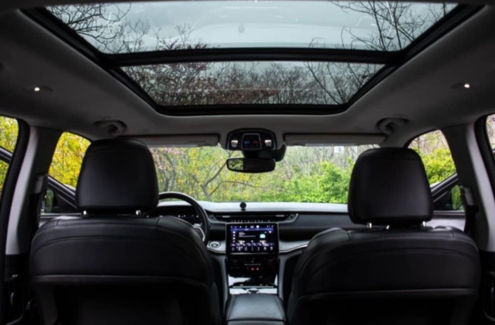 Кола за абитуриентски балове/сватби/празненства