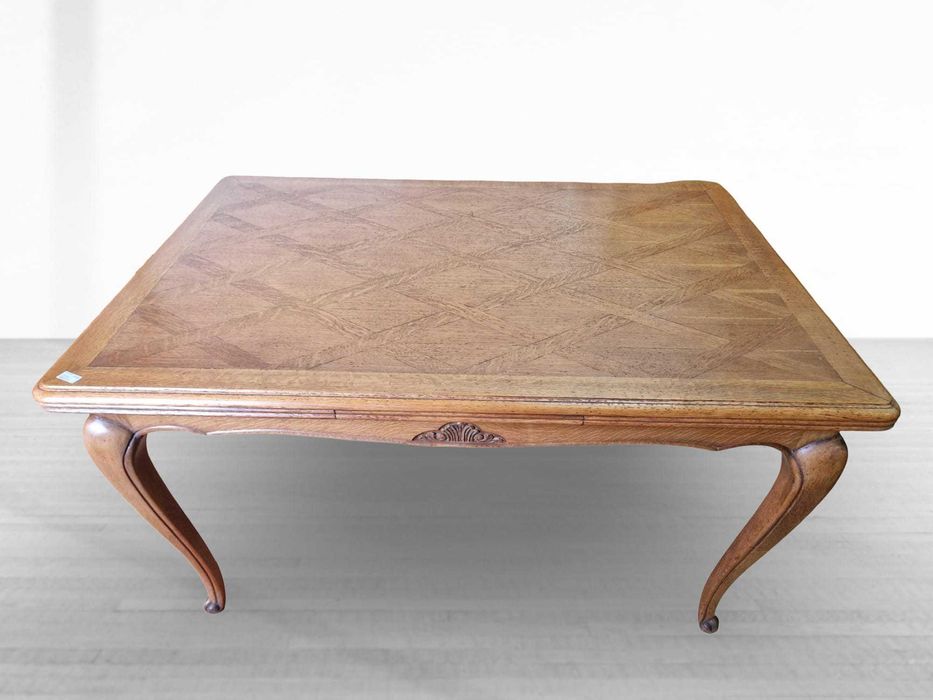 Трапезна разтегателна дъбова маса с интарзия в стил "ЛУИ XV"