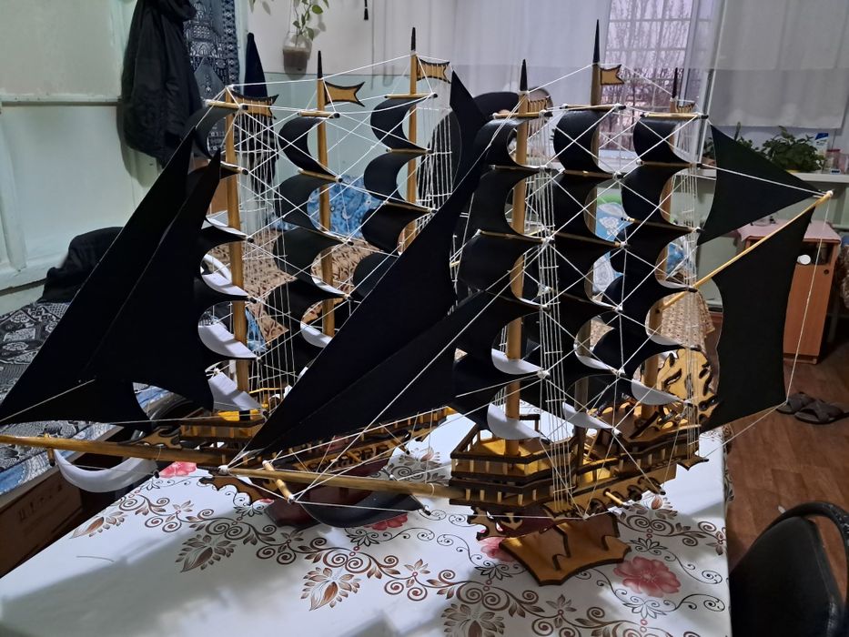 Корабль срочна сувенир