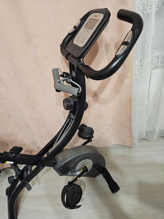 Bicicleta fitness pliabila