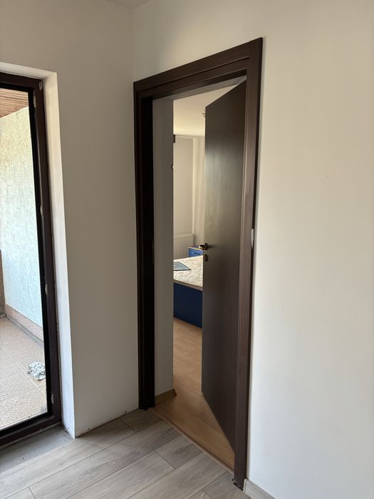 Inchiriere etaj in vila