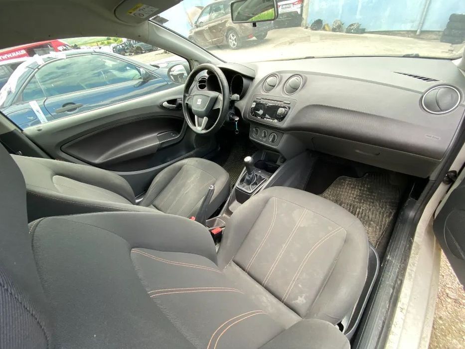 Dezmembrez piese Seat Ibiza