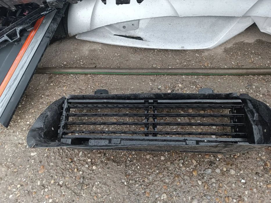 GRILA ACTIVA VOLETI DACIA DUSTER