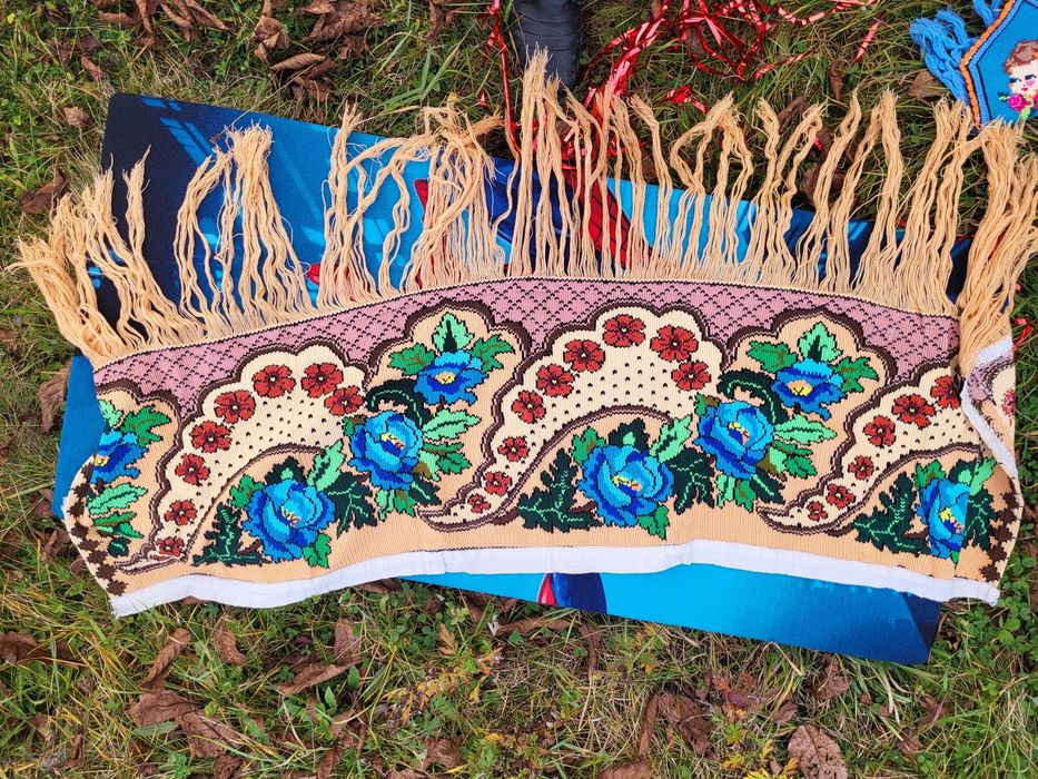 Lucru facut de mana vechi