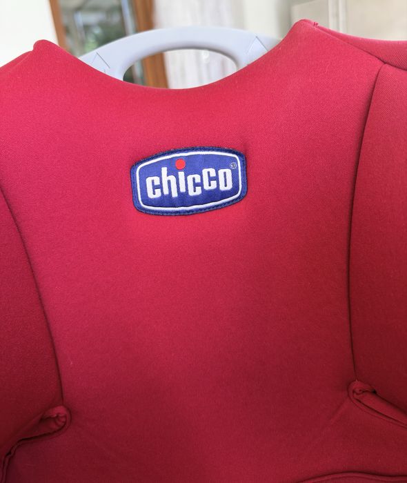 Scaun auto Chicco ISOFIX + Top Tether, 0–25 kg, rosu