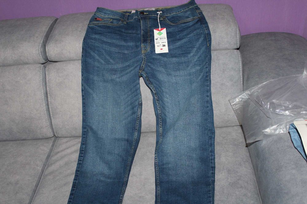 Дънки LEE COOPER чисто нови,сини и черни N36 ,един чифт JACK&JONES N36