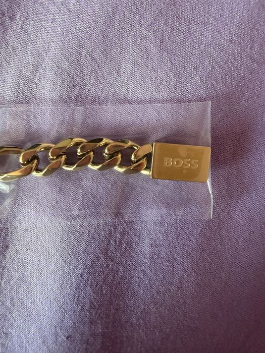 Елегантна мъжка гривна HUGO BOSS – чисто нова