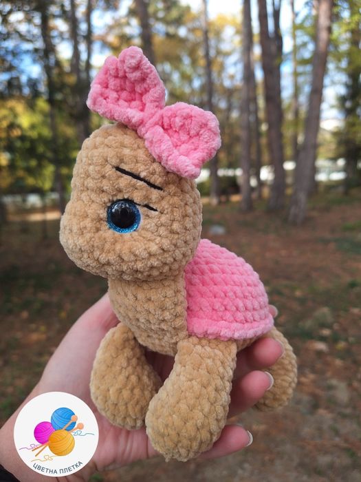 Ръчно плетени играчки на една кука