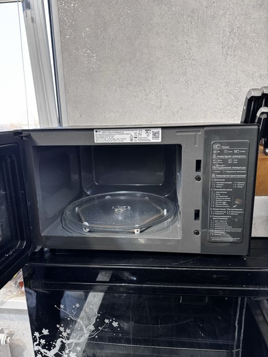 Микроволновка LG