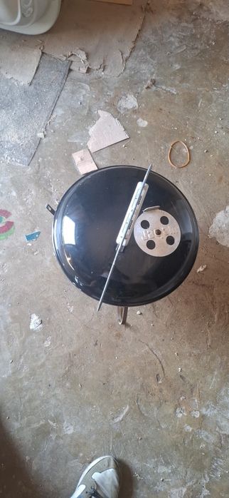 Grătar pe cărbuni Smokey Joe Premium, Negru, Weber