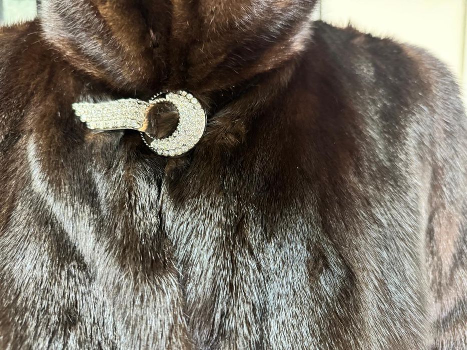 Продам натуральную шубу