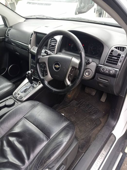 Chevrolet Captiva 2.2 184 kc 2012г