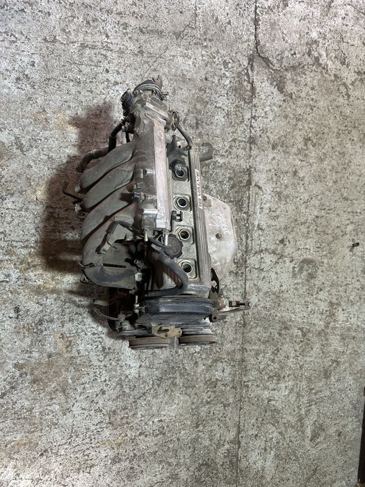 Двигатель Toyota 4s 4S-fe 1.8l 4s fe 4 s