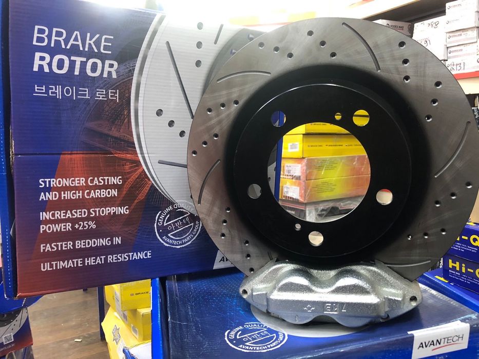 Тормозные диски перед перфорированные Toyota Land Cruiser Prado 150