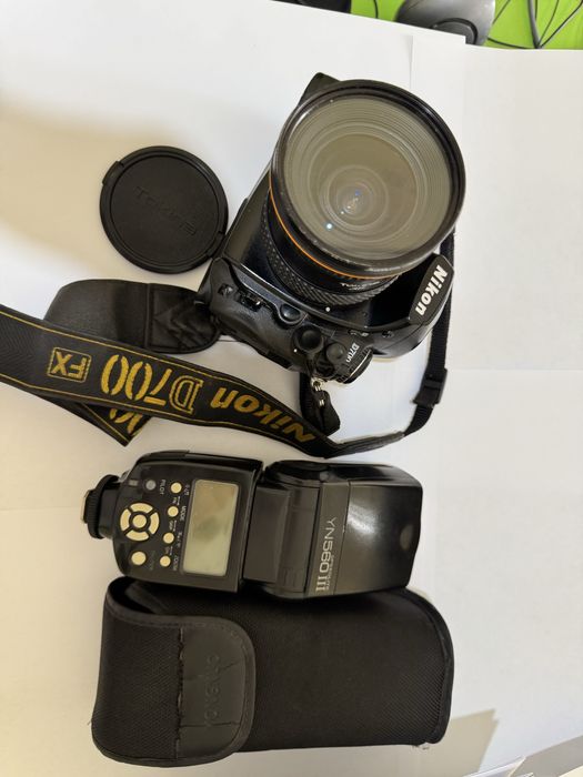 Nikon D700 FX Sotiladi