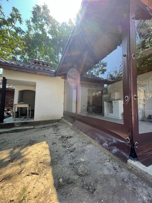 Ветроупорни завеси,тенти,сенници,покривала,винил,кристал,обков