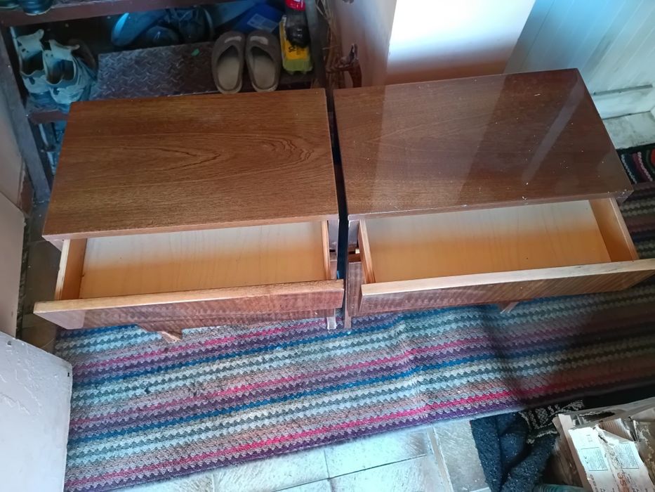 Нощни шкафчета Ретро