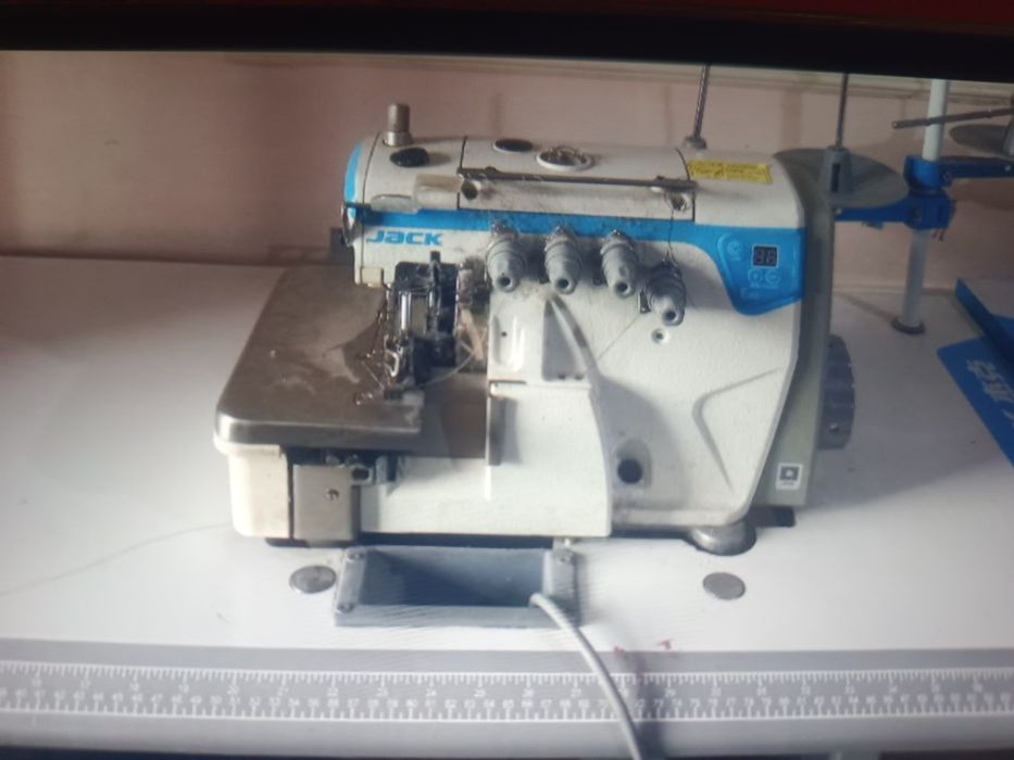 Тикув машинаси..