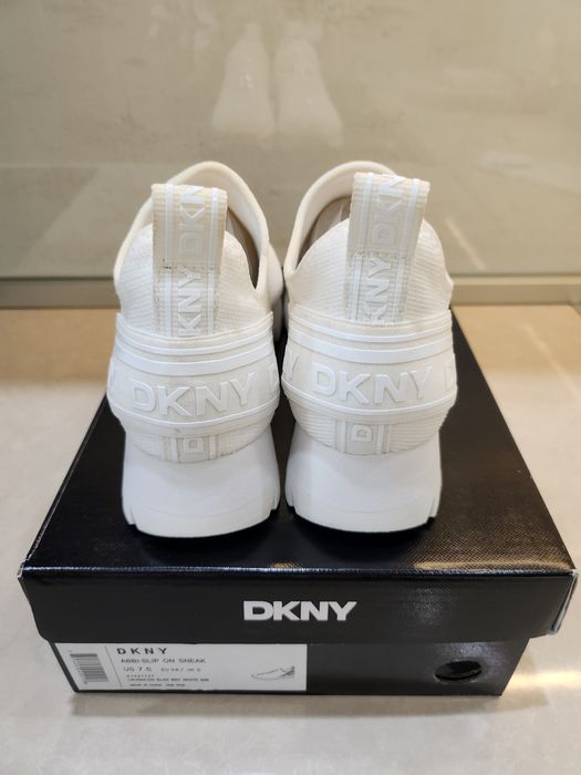 DKNY! Оригиални дамски обувки!