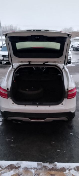 Zudlik bilan sotiladi