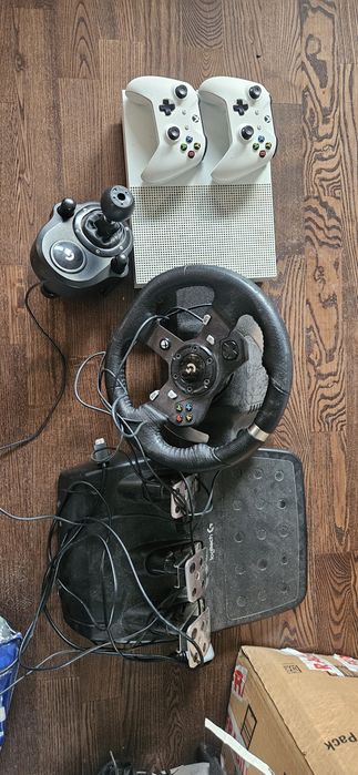 Vand xbox si volan logitech