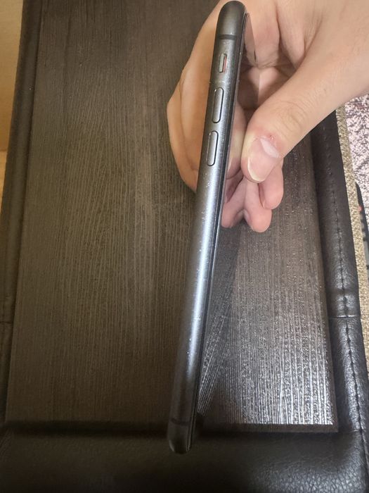Iphone 11 продам