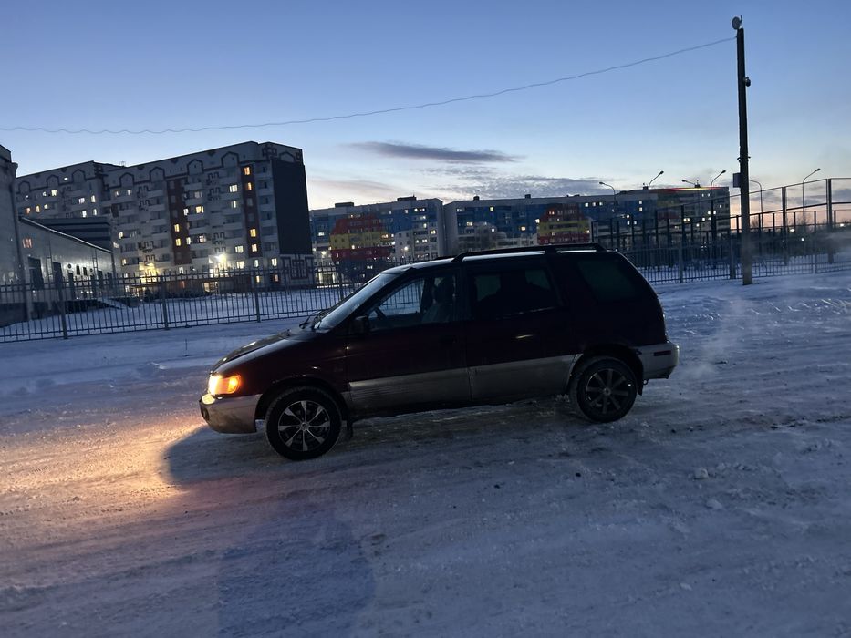 Mitsubishi Space Wagon