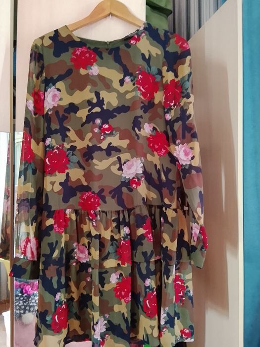 Женская одежда и обувь