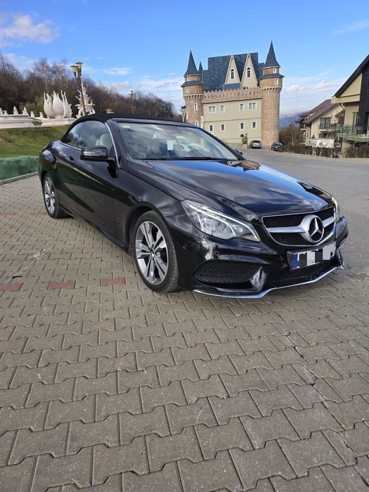 Mercedes-Benz E220 CDI Pachet AMG Cabrio

Pachet AMG

Faruri automate/