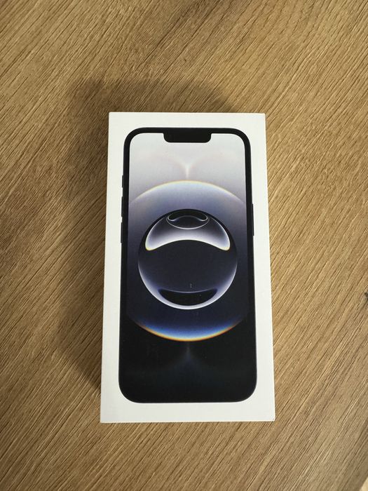 Iphone 16e  Black 128 GB неразпечатан