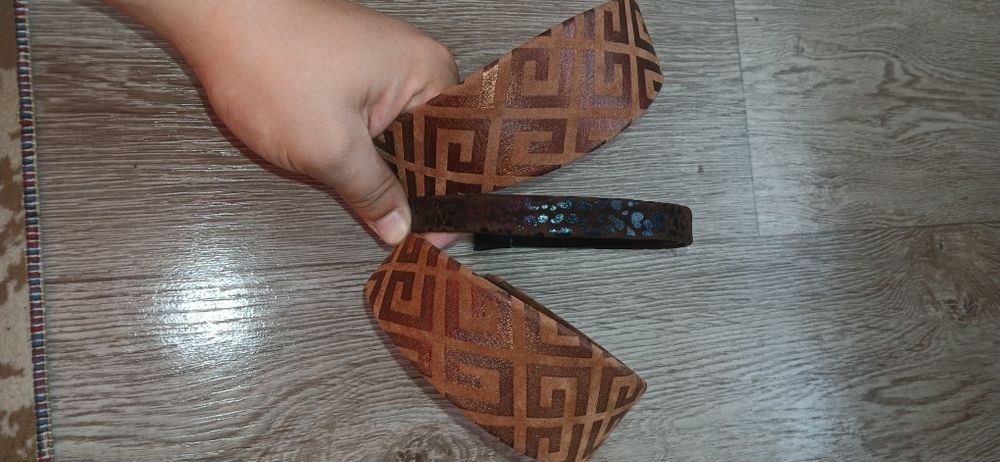 Продам очки для плавания и ободки