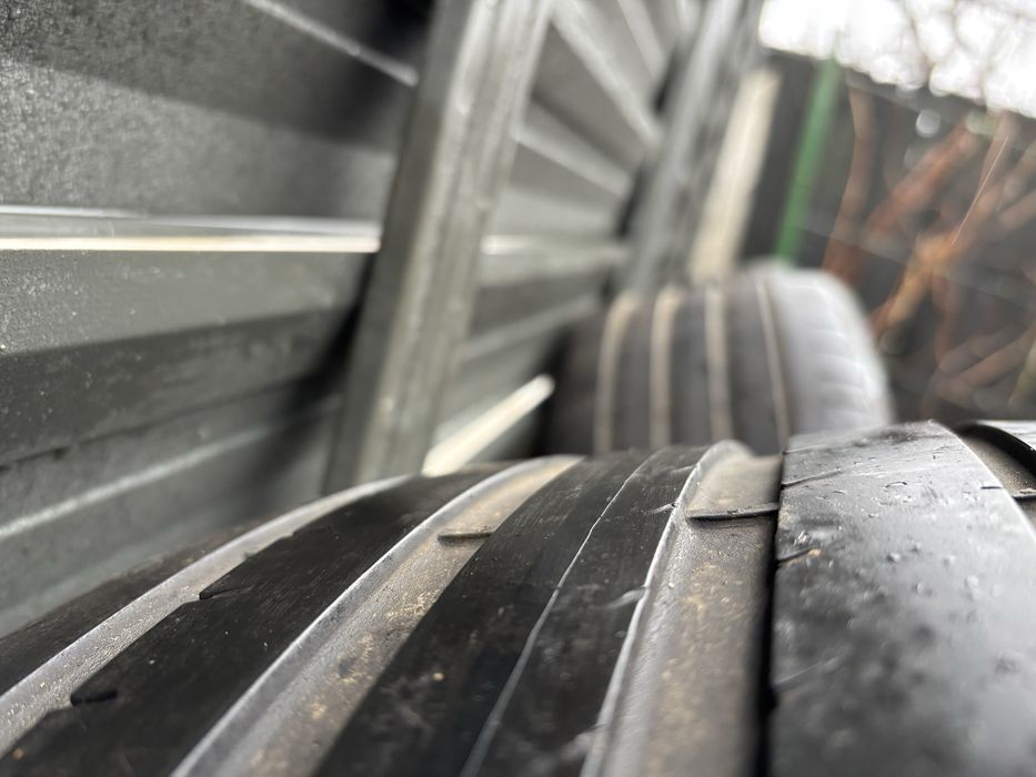 Anvelope 235/40 R18
