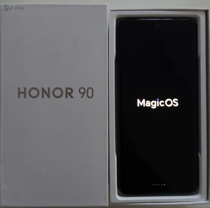 Telefon Honor 90 IMPECABIL ,VERDE, 12 GB RAM /512 GB MEMORIE