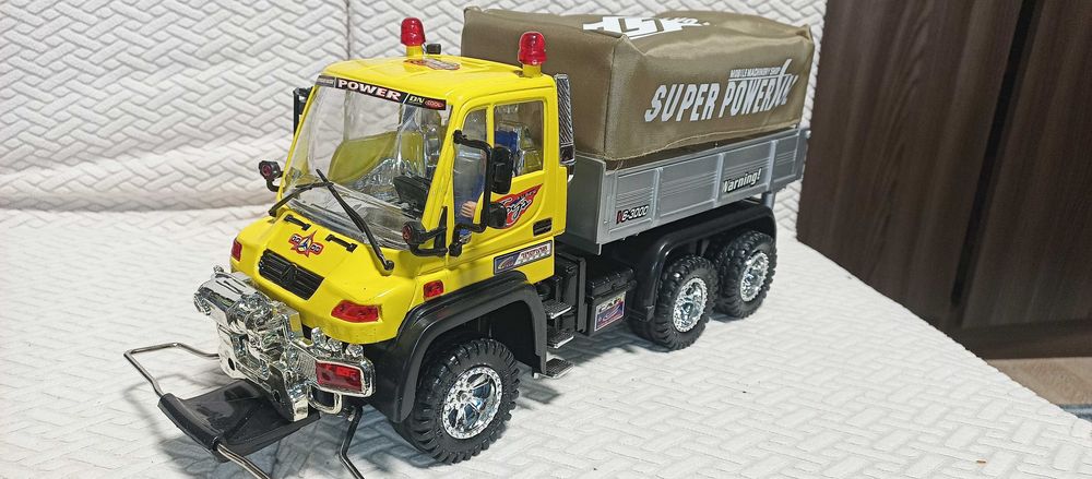 метални коли мащаб 1:18 . ЧАСТ - 11