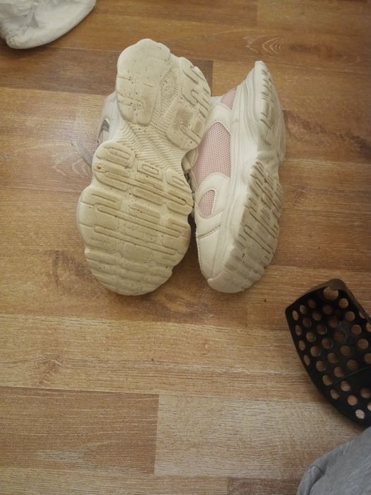 Adidasi fetițe mărimea 34-35