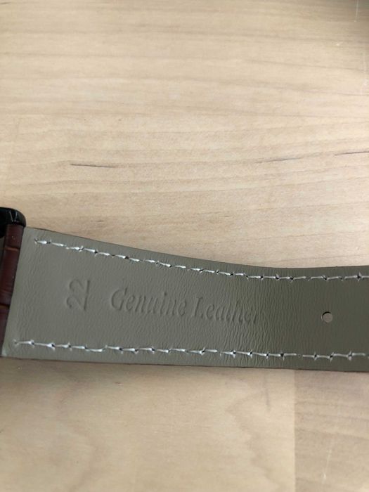 Мъжки елегантен часовник с открит механизъм