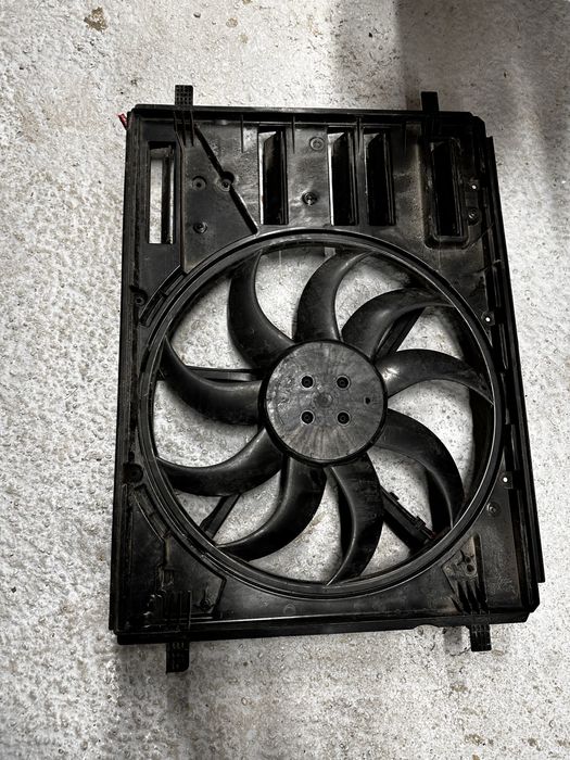 Electroventilator ford ficus.cod:jx61-8c607-bb.