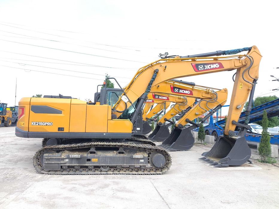 XCMG XE215G —  гусеничный гидравлический экскаватор 1.1 куб
