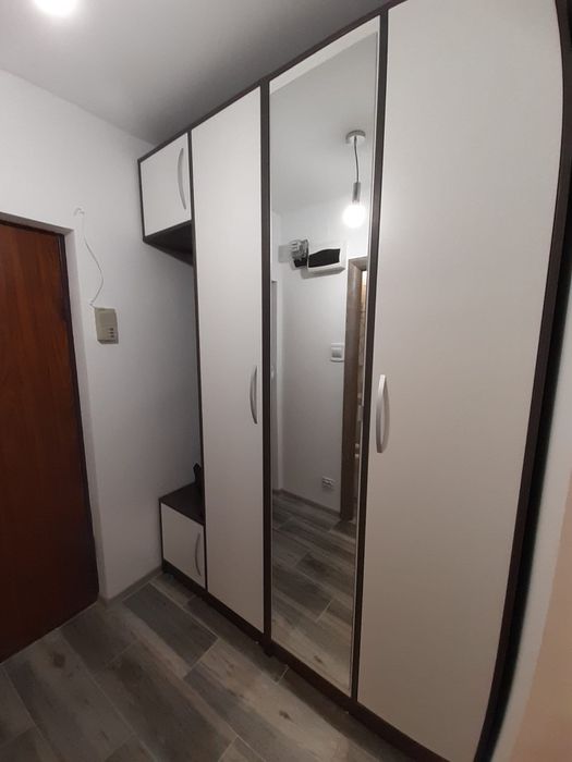 Garsoniera renovata titan metrou