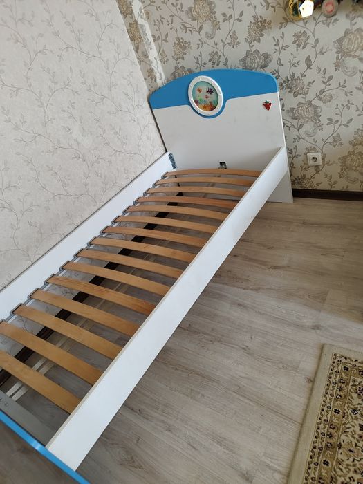 Кровать Икея 200х90 2шт цены разные
