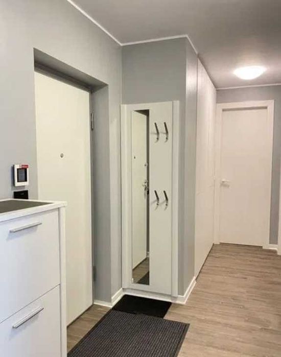 Дава се под наем Четиристаен апартамент в Пловдив, Изгрев - 98 кв.м за 459 € - Снимка #3