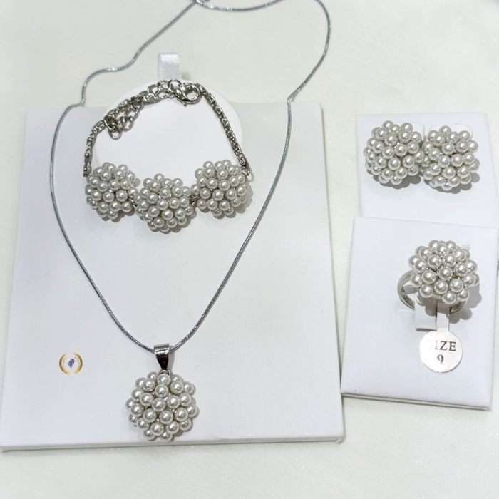 Bijuterya jemchug komplekt