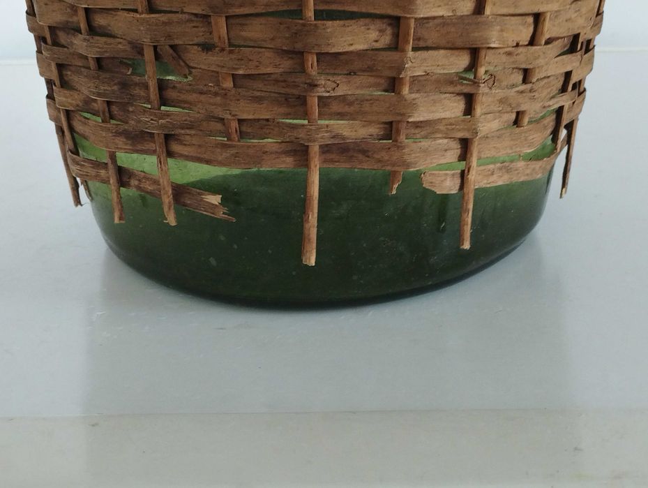 Плетена дамаджана 10 л.