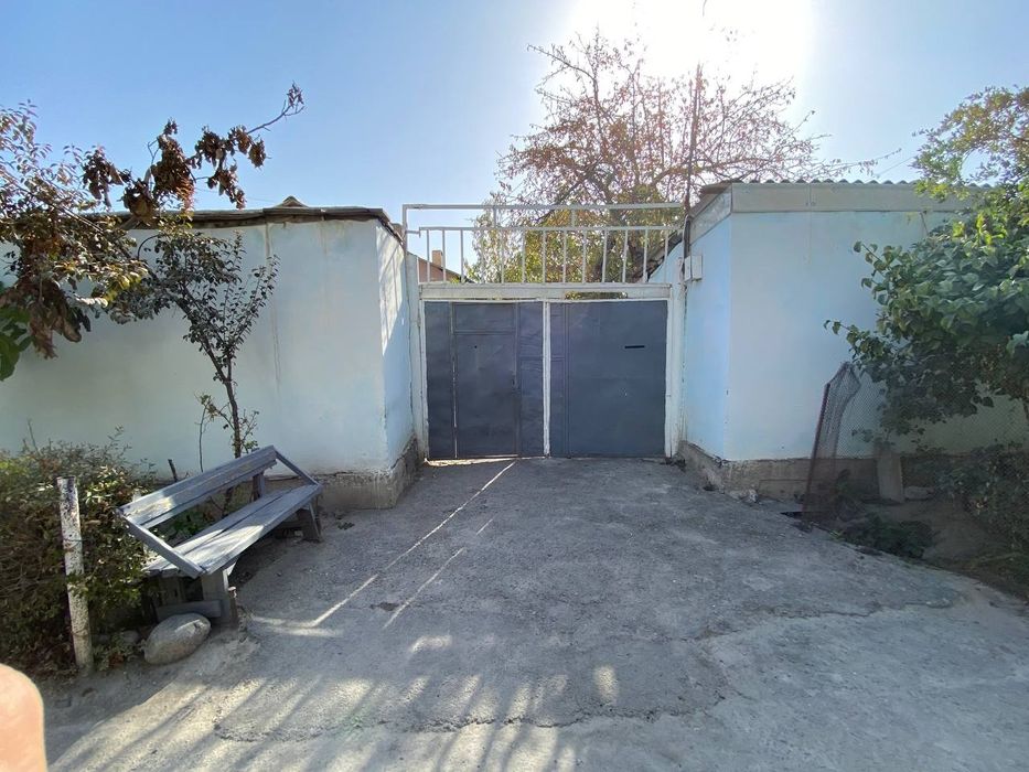 Дом на земле продается