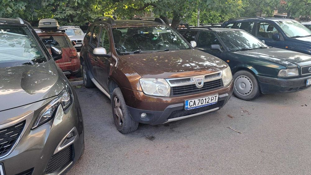 Dacia Duster 1.5 dCi (110 к.с.) - 2011 г., 1-ви собственик, 187 000 км, Пакет Лукс, 6 скорости, Евро 5